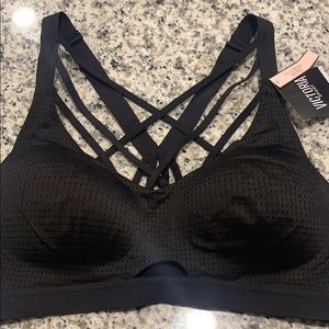 Victoria’s Secret sport bra BLACK 34D NWT